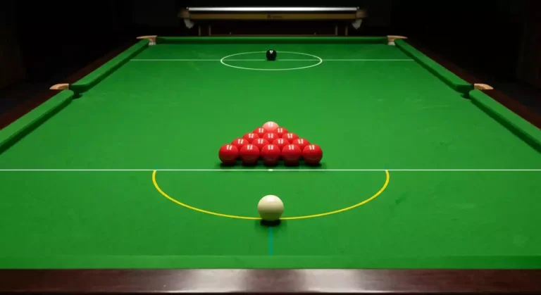 Mesa de snooker con bolas alineadas para un break máximo de 147 puntos